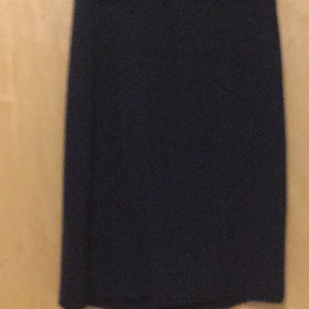 Trina Turk keyhole fully lining - Picture 10 of 15